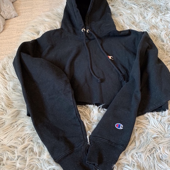 Champion Tops - cropped champion hoodie new condition